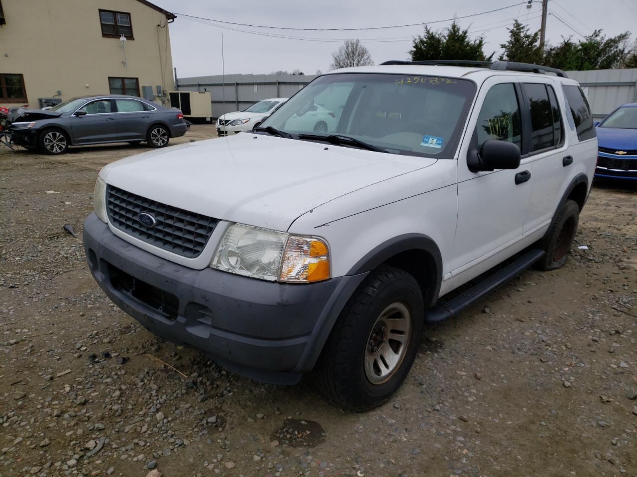 Photo 2 from auction – 2003 FORD EXPLORER S with VIN 1FMZU72K03UB60570