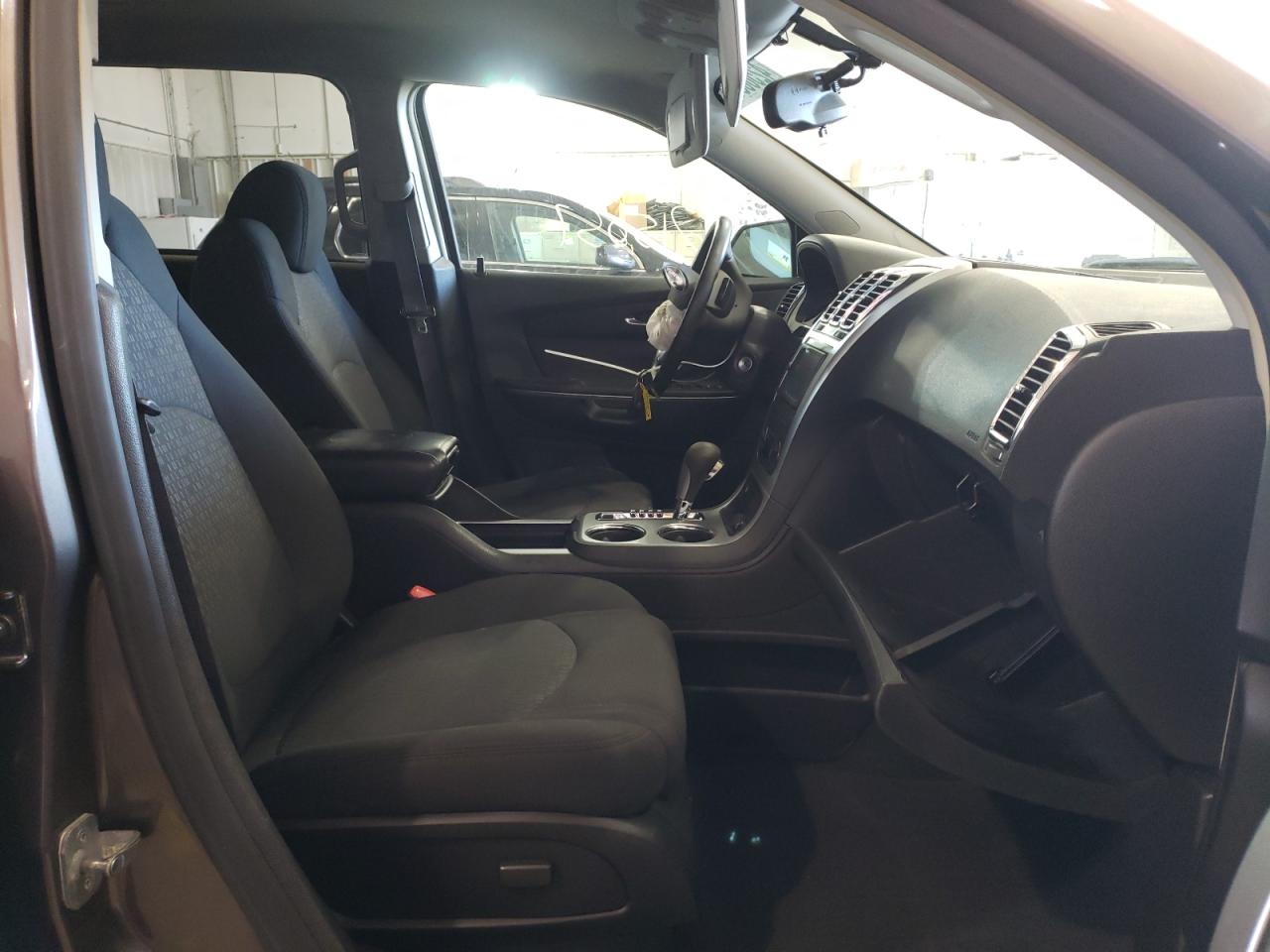 Photo 5 from auction – 2008 GMC ACADIA SLE with VIN 1GKER13718J165320