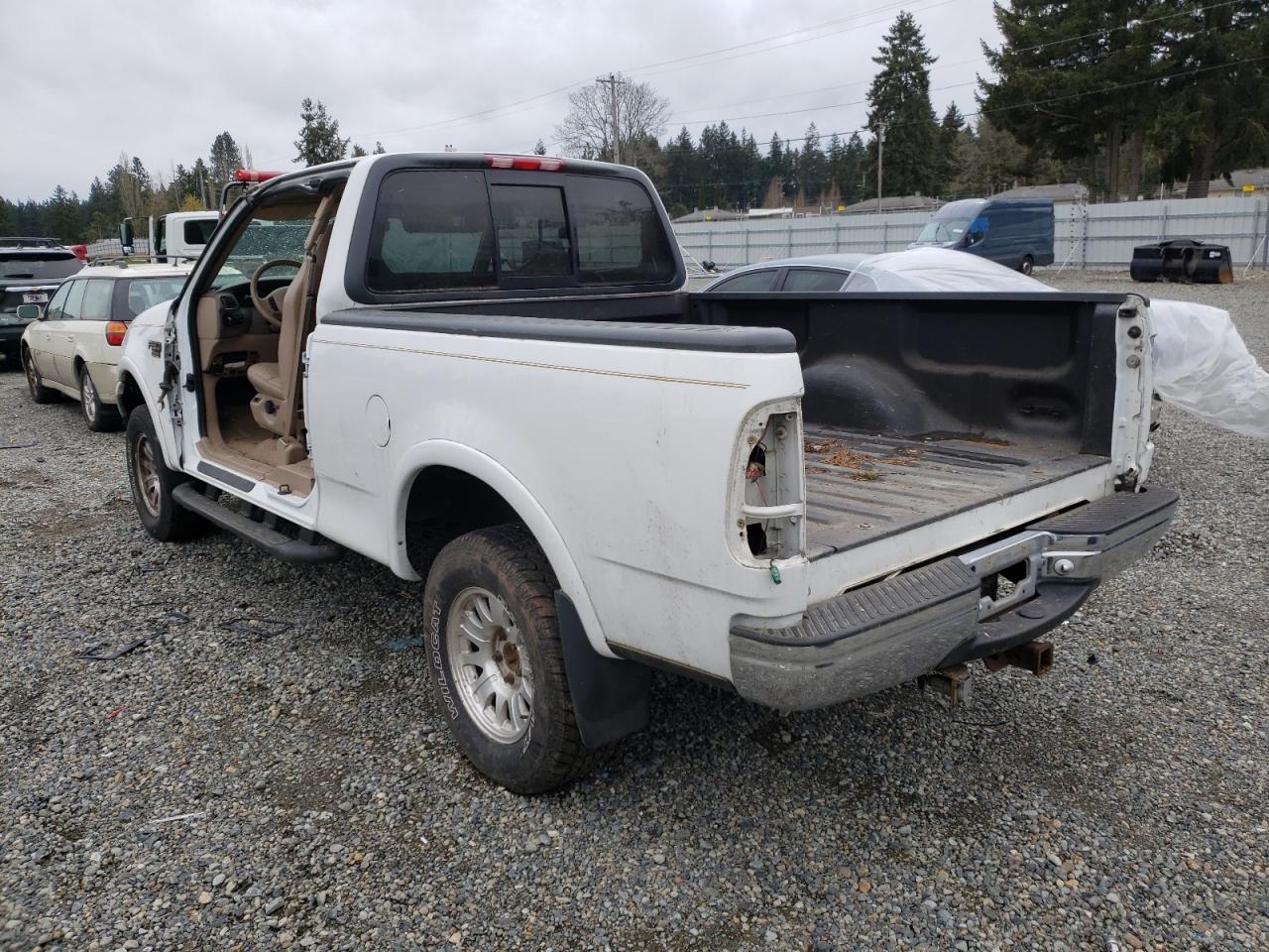 Photo 3 from auction – 1999 FORD F150 with VIN 1FTRX18L6XNC11496