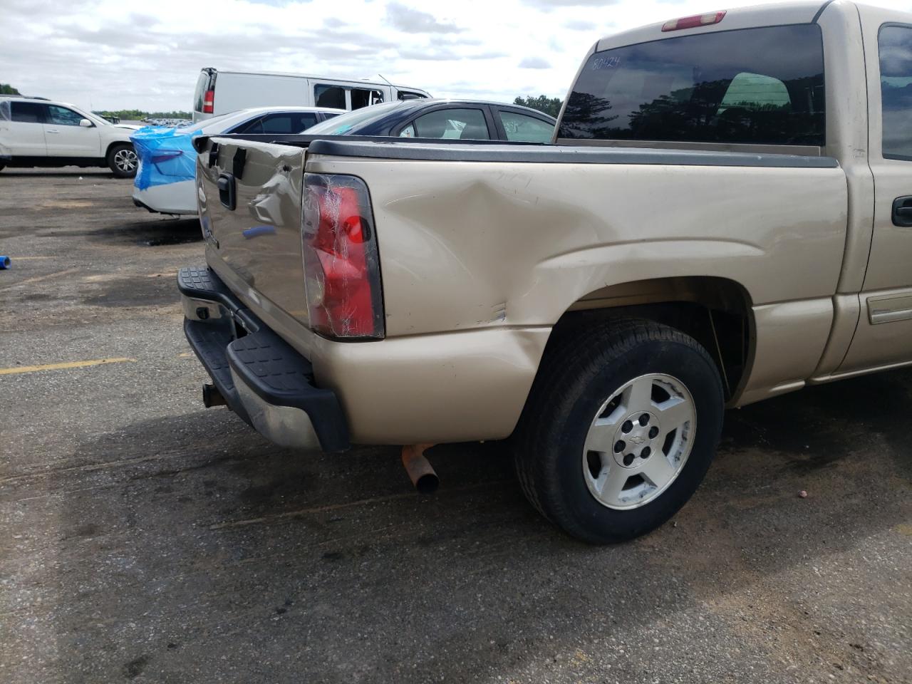 Photo 9 from auction – 2006 CHEVROLET SILVERADO with VIN 2GCEC13T161131475