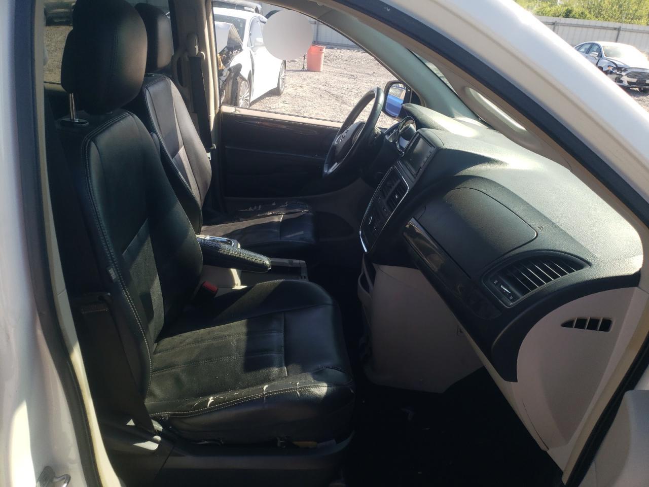 Photo 5 from auction – 2011 DODGE GRAND CARA with VIN 2D4RN5DG2BR661604