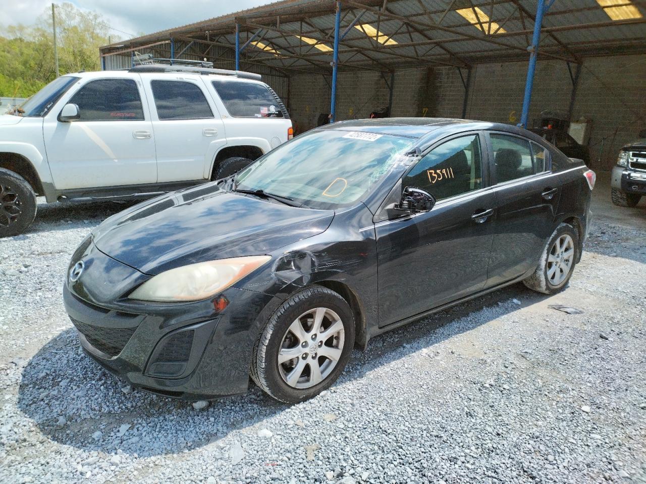 Photo 2 from auction – 2011 MAZDA 3 I with VIN JM1BL1VF0B1377380