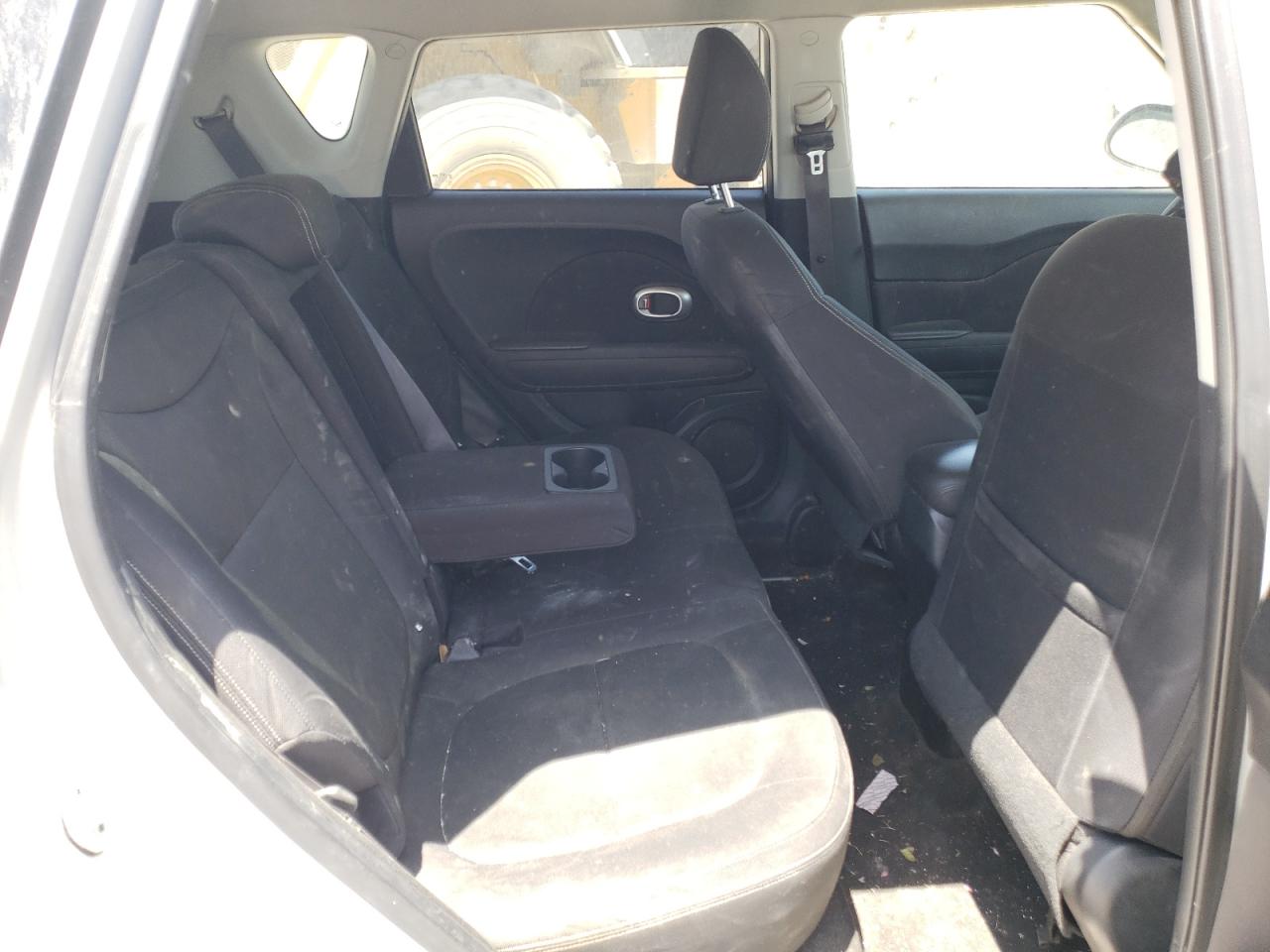 Photo 6 from auction – 2014 KIA SOUL with VIN KNDJN2A23E7713278