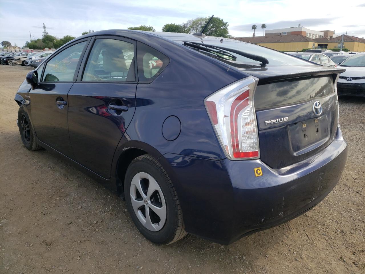 Photo 3 from auction – 2014 TOYOTA PRIUS with VIN JTDKN3DU7E1761103
