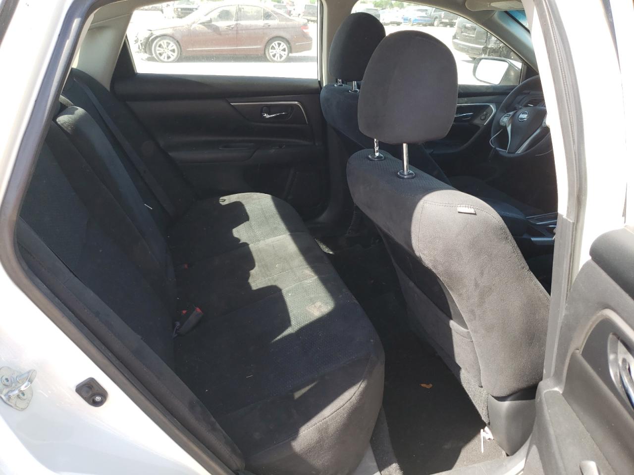 Photo 6 from auction – 2015 NISSAN ALTIMA 2.5 with VIN 1N4AL3AP1FC409601