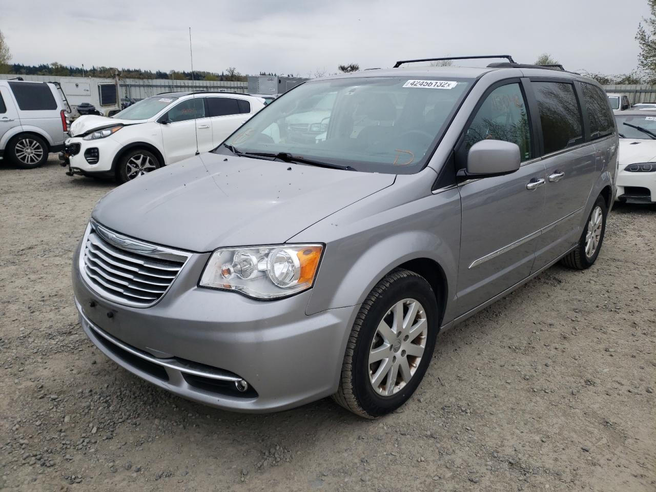 Photo 2 from auction – 2016 CHRYSLER TOWN & COU with VIN 2C4RC1BG1GR187439