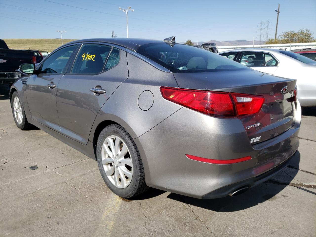 Photo 3 from auction – 2015 KIA OPTIMA LX with VIN 5XXGM4A79FG451232