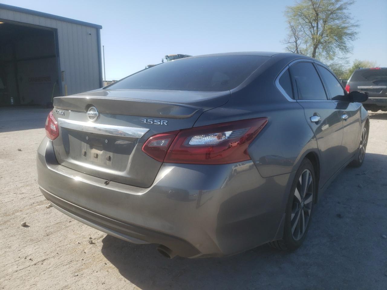 Photo 4 from auction – 2017 NISSAN ALTIMA 3.5 with VIN 1N4BL3AP9HC130260