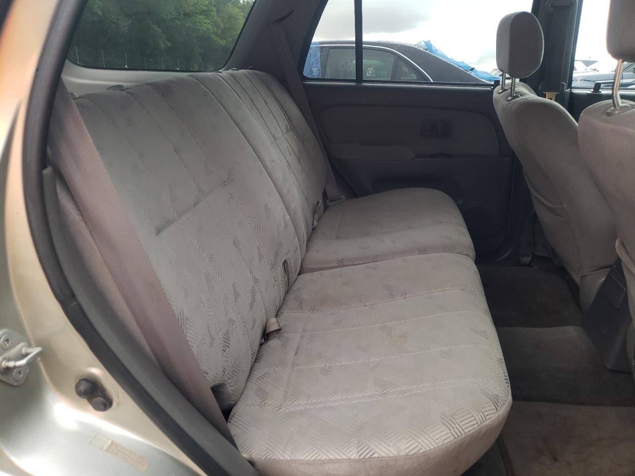 Photo 6 from auction – 2001 TOYOTA 4RUNNER SR with VIN JT3GN86R910181156