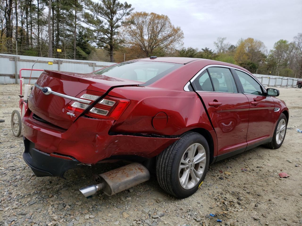 Photo 4 from auction – 2017 FORD TAURUS SEL with VIN 1FAHP2E81HG127504