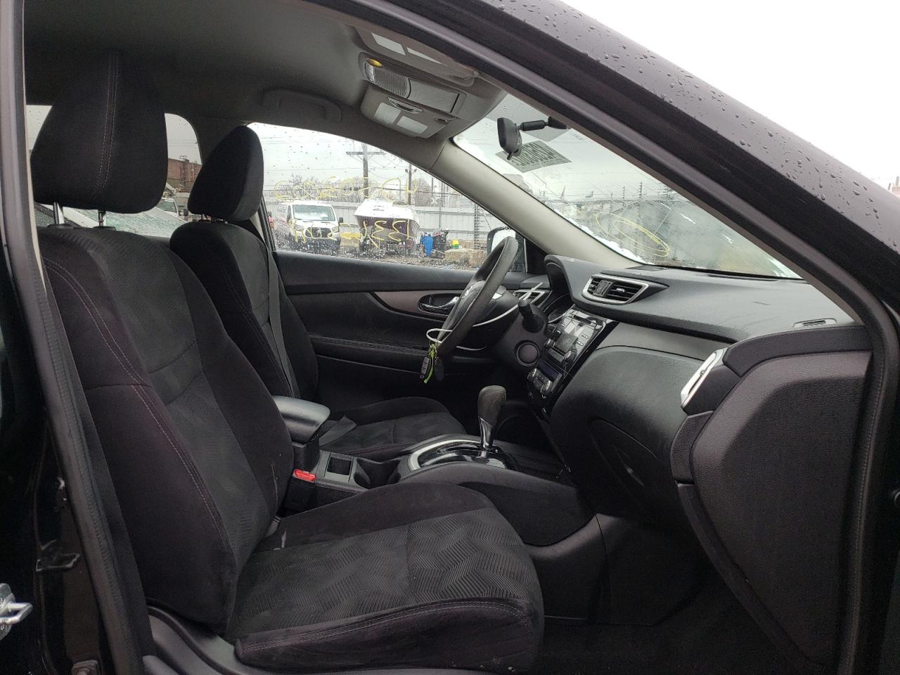Photo 5 from auction – 2014 NISSAN ROGUE S with VIN 5N1AT2MVXEC798683