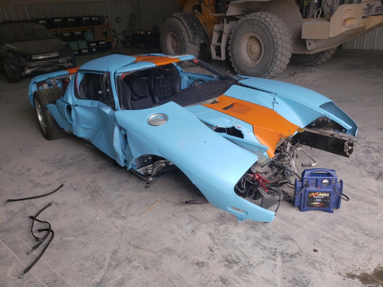 Photo 9 from auction – 2005 FORD GT with VIN 1FAFP90S95Y401573