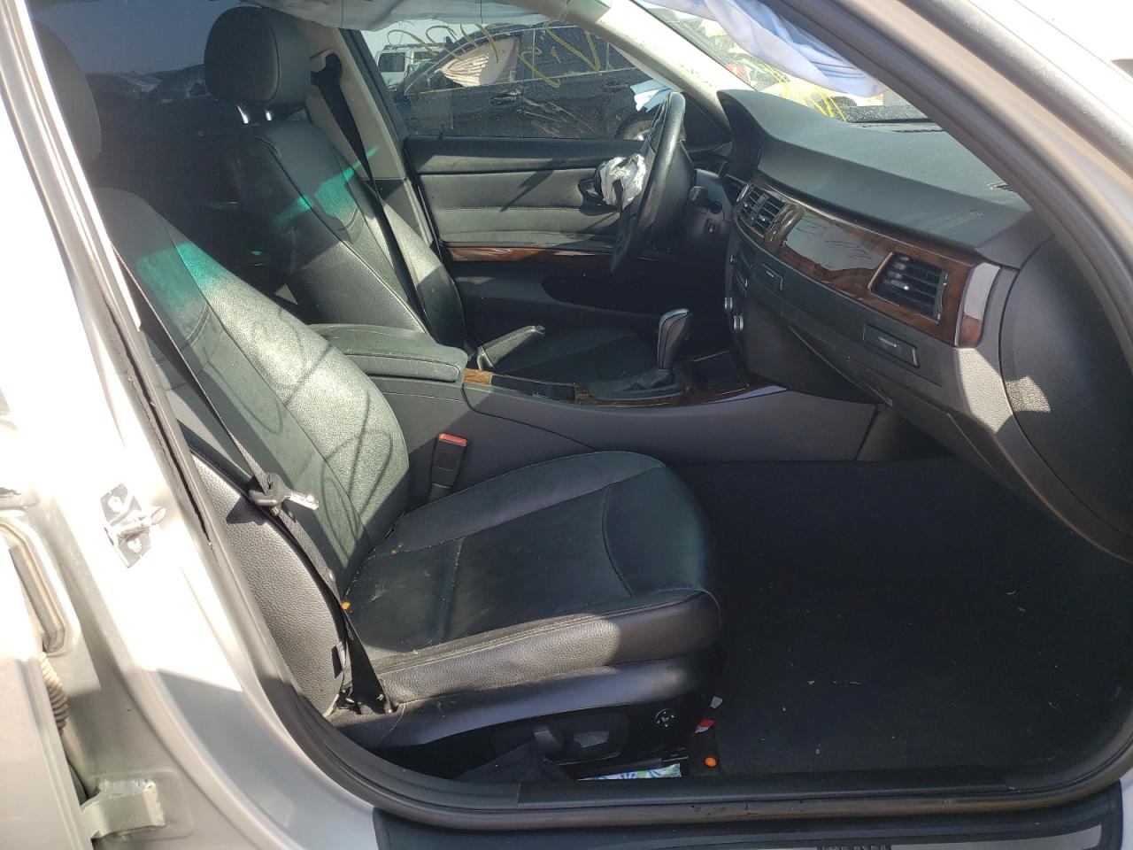 Photo 5 from auction – 2011 BMW 328 XI with VIN WBAPK7G54BNN87244