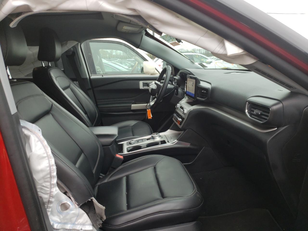 Photo 19 from auction – 2021 FORD EXPLORER X with VIN 1FMSK8DHXMGA75752