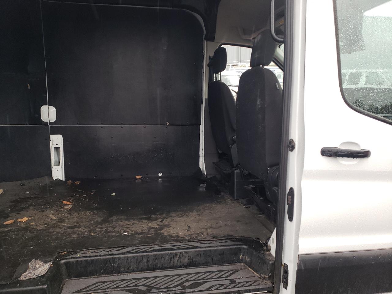 Photo 6 from auction – 2020 FORD TRANSIT T- with VIN 1FTBR2C80LKA31091
