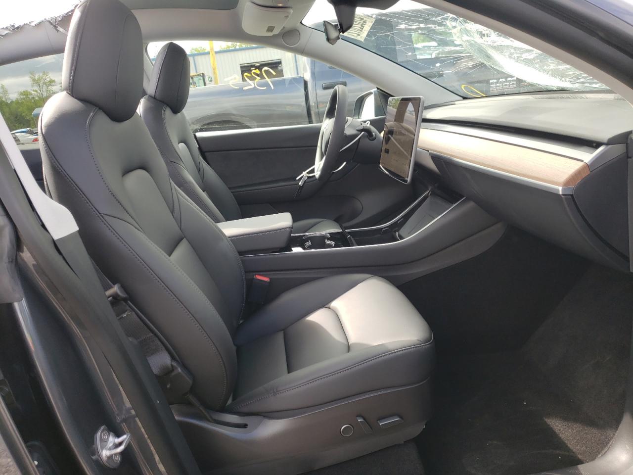 Photo 5 from auction – 2021 TESLA MODEL Y with VIN 5YJYGDEE5MF062186