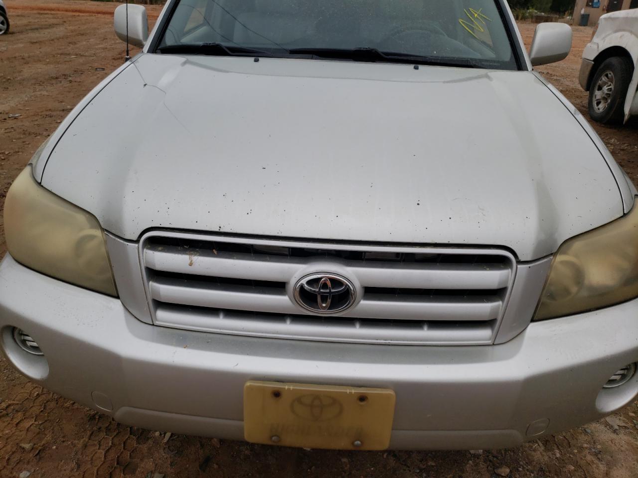 Photo 9 from auction – 2004 TOYOTA HIGHLANDER with VIN JTEDP21A640004717
