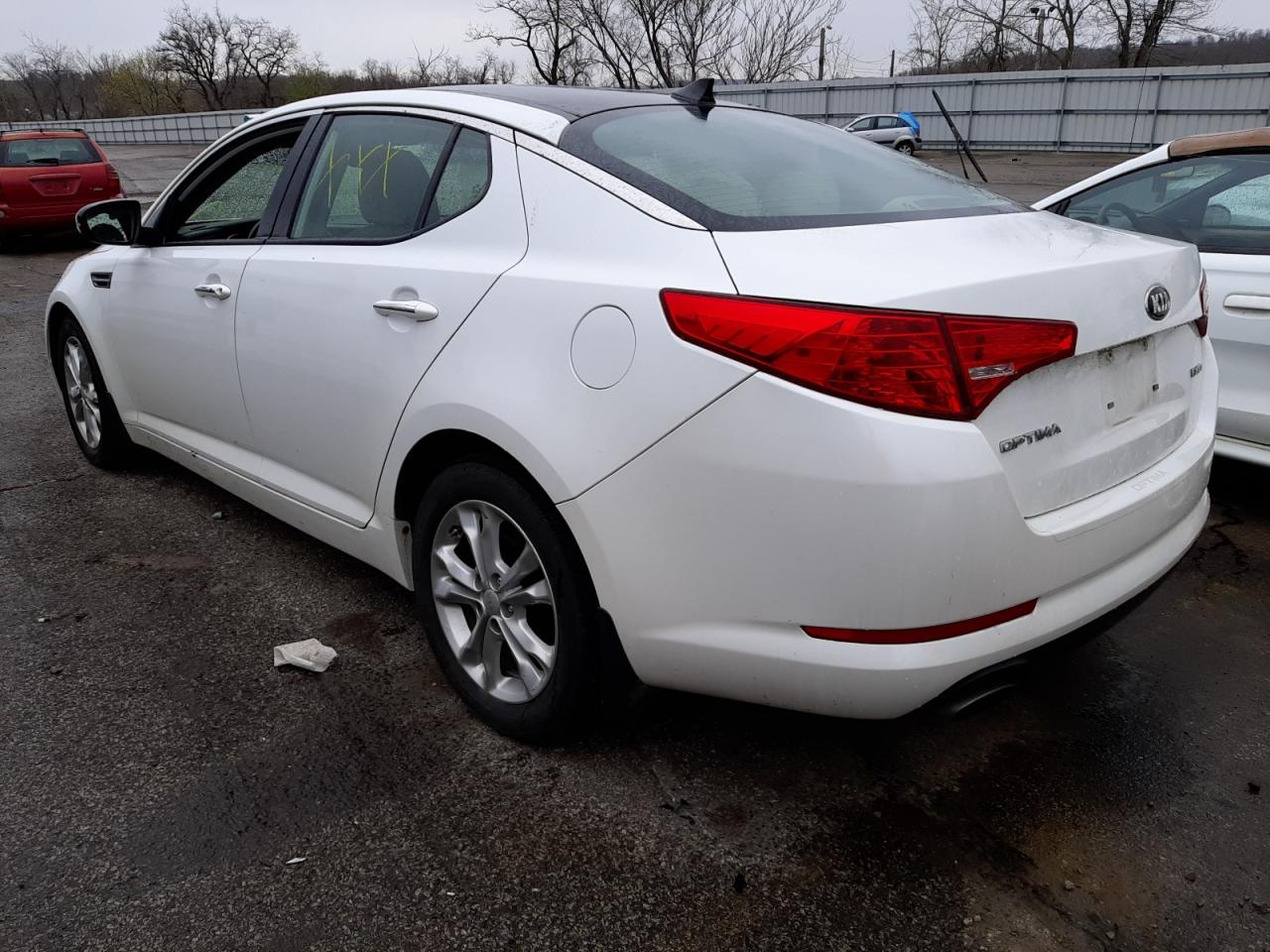 Photo 3 from auction – 2013 KIA OPTIMA EX with VIN 5XXGN4A72DG106232