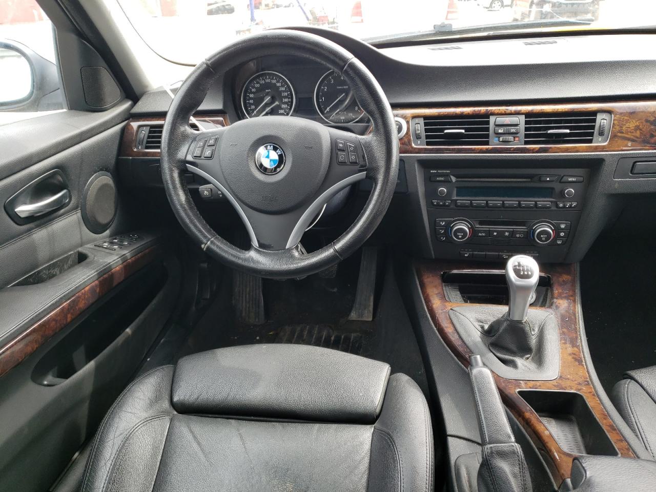 Photo 9 from auction – 2008 BMW 335 XI with VIN WBAVD53528A253533