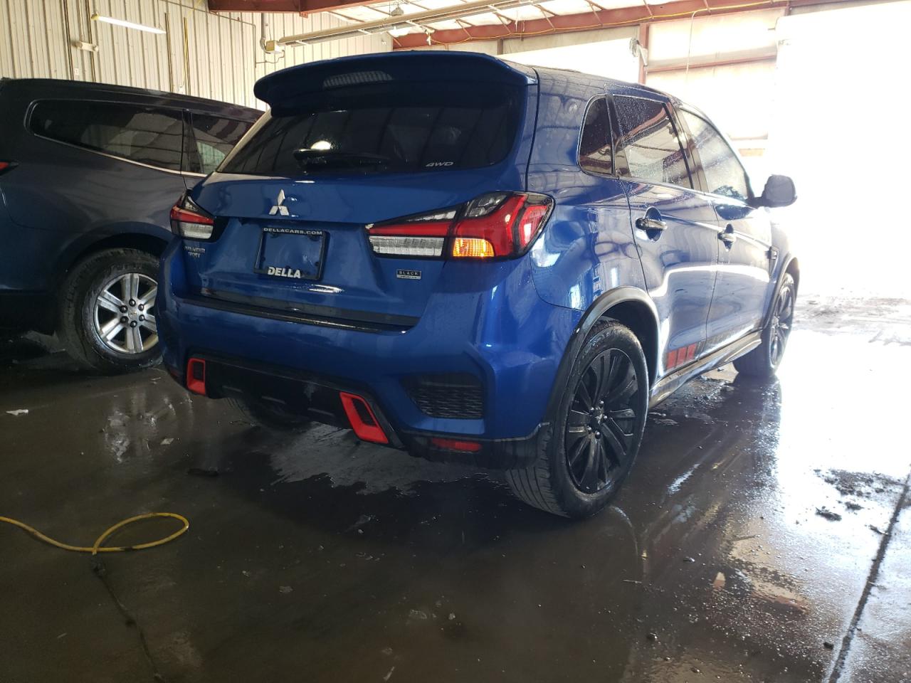 Photo 4 from auction – 2020 MITSUBISHI OUTLANDER with VIN JA4AR3AU0LU026523