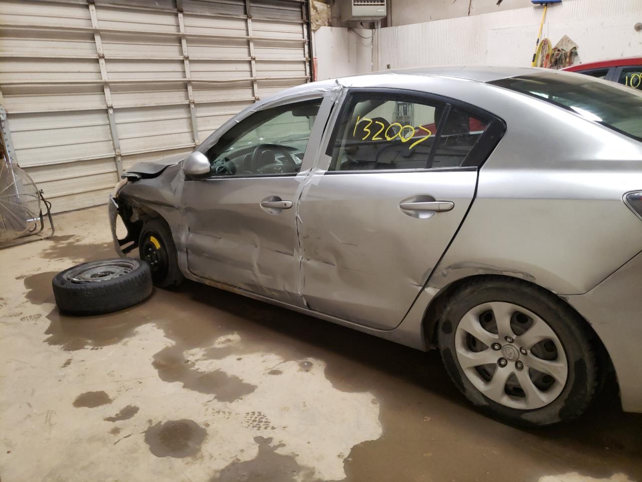 Photo 10 from auction – 2012 MAZDA 3 I with VIN JM1BL1UG4C1591669