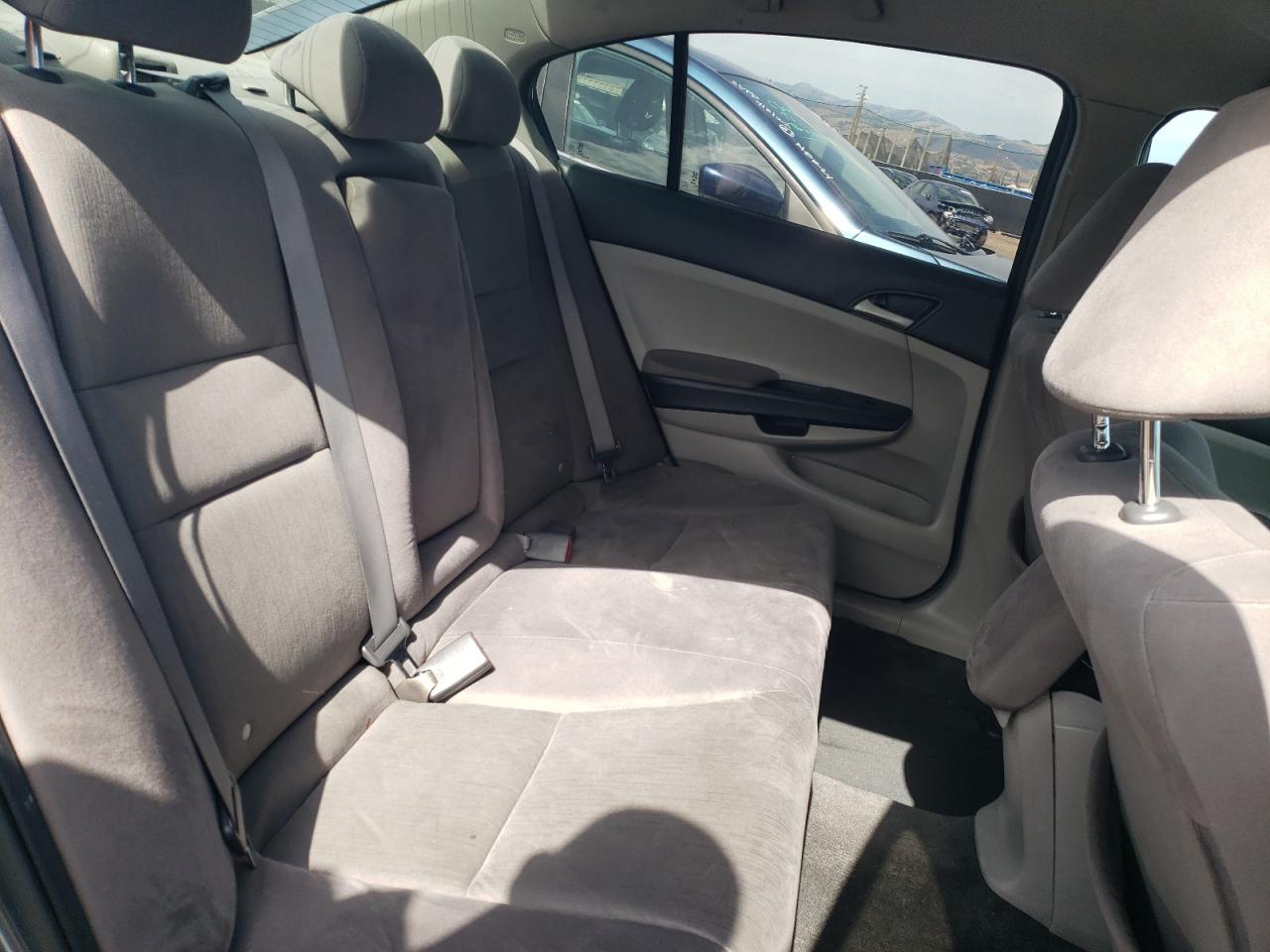 Photo 6 from auction – 2011 HONDA ACCORD LX with VIN 1HGCP2F31BA074161