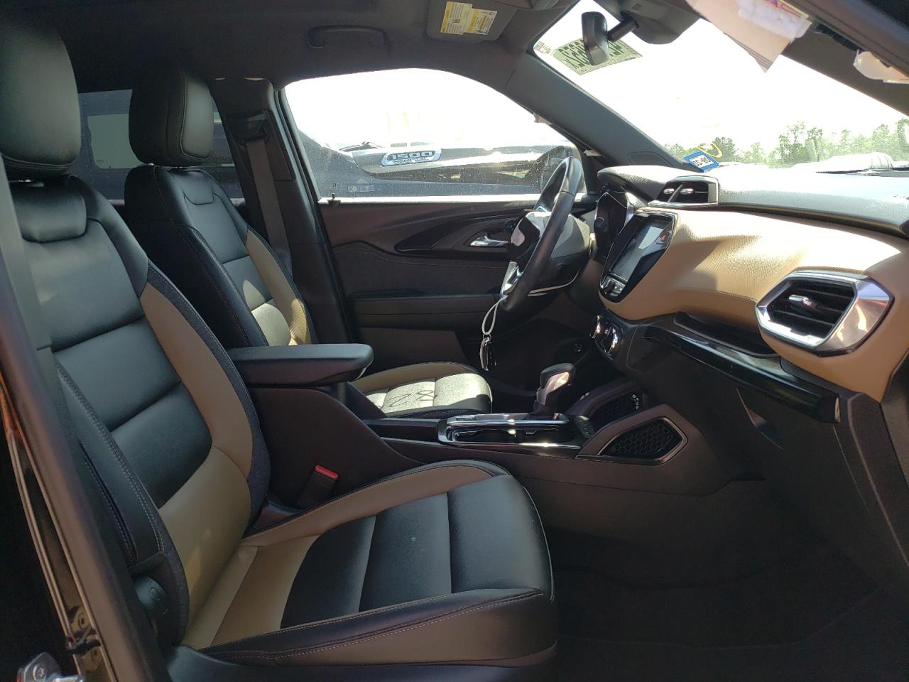 Photo 5 from auction – 2021 CHEVROLET TRAILBLAZE with VIN KL79MVSL0MB024192