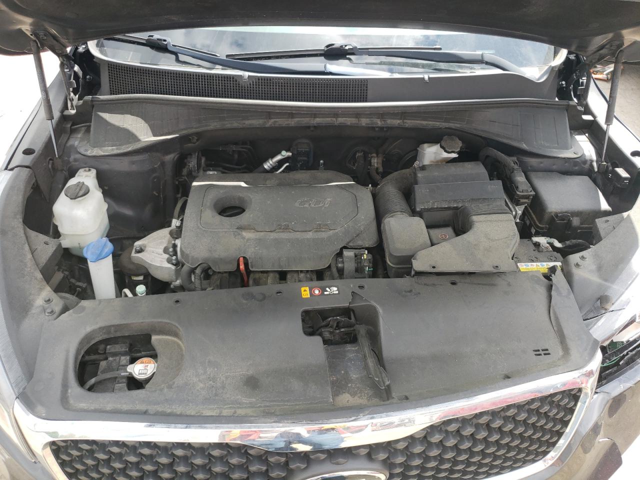 Photo 7 from auction – 2016 KIA SORENTO LX with VIN 5XYPG4A32GG122227