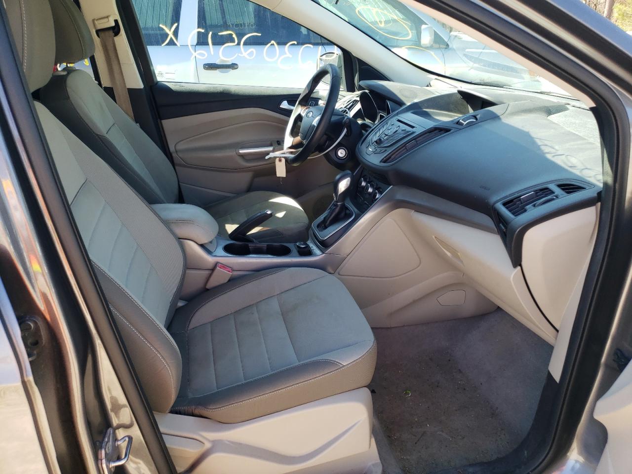 Photo 5 from auction – 2013 FORD ESCAPE SE with VIN 1FMCU9GX3DUB27845
