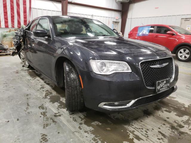 Photo 4 from auction – 2017 CHRYSLER 300 LIMITE with VIN 2C3CCARG2HH508279