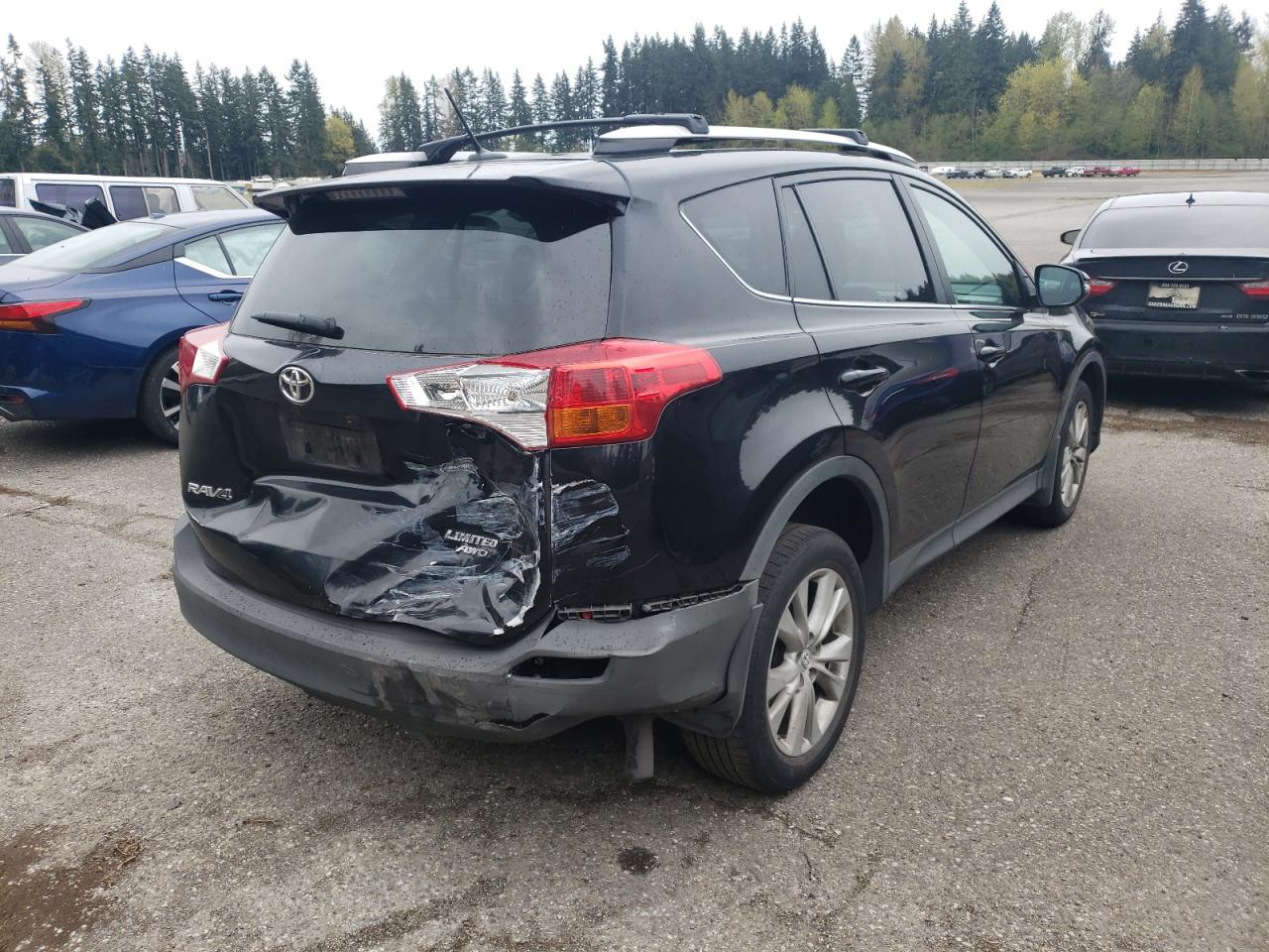 Photo 4 from auction – 2014 TOYOTA RAV4 LIMIT with VIN 2T3DFREV1EW205810