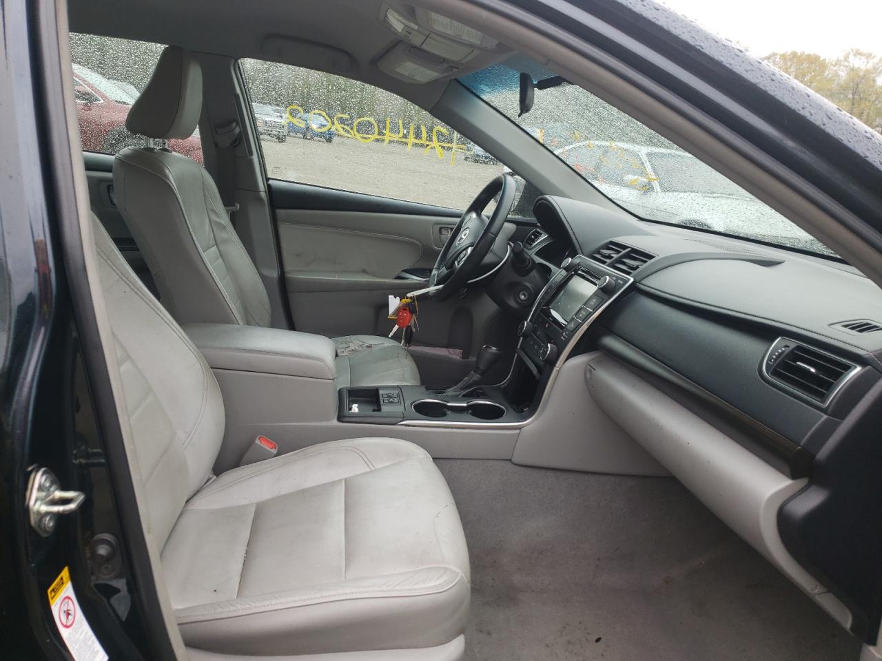 Photo 5 from auction – 2016 TOYOTA CAMRY LE with VIN 4T1BF1FK3GU569574