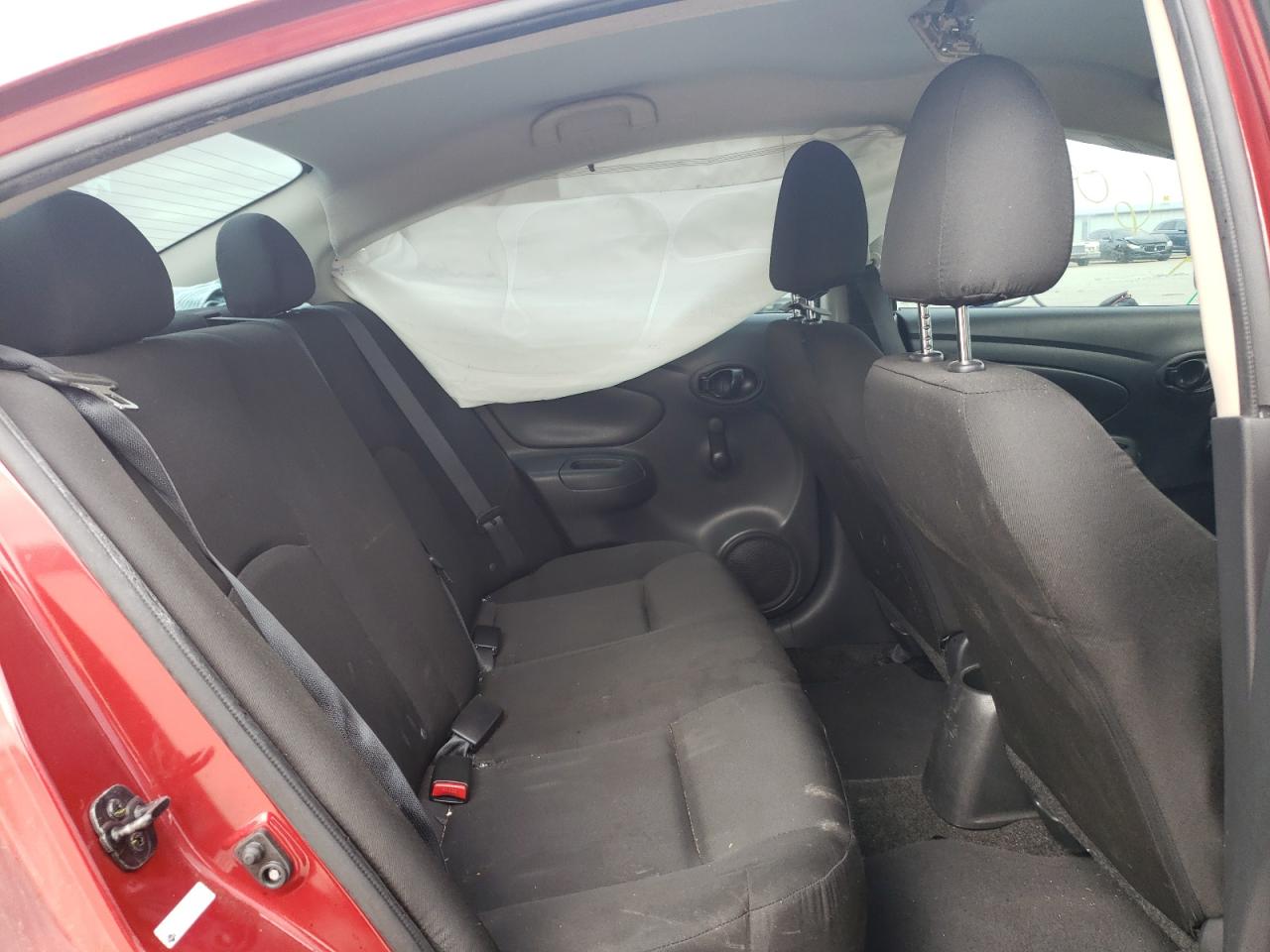 Photo 6 from auction – 2019 NISSAN VERSA S with VIN 3N1CN7AP3KL829561