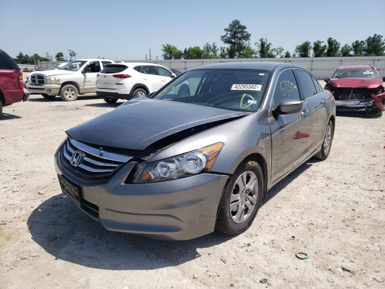 Photo 2 from auction – 2012 HONDA ACCORD LXP with VIN 1HGCP2F46CA042560