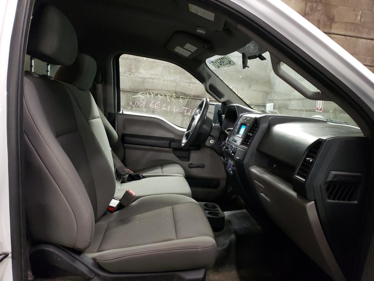 Photo 5 from auction – 2018 FORD F150 with VIN 1FTMF1CB7JKC78550