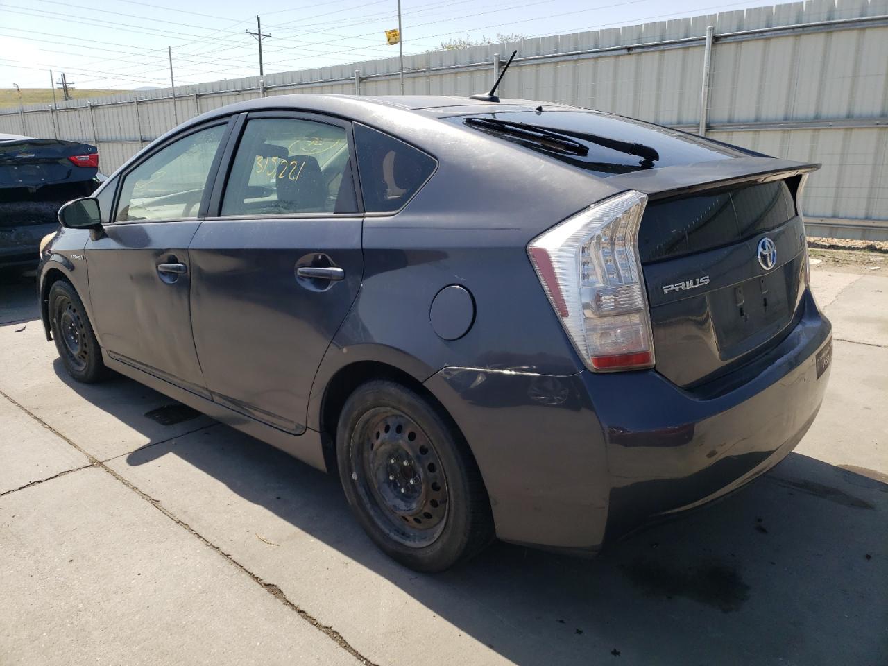 Photo 3 from auction – 2011 TOYOTA PRIUS with VIN JTDKN3DU8B1401561