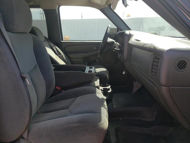 Photo 5 from auction – 2004 CHEVROLET SILVERADO with VIN 1GBHC29UX4E258700