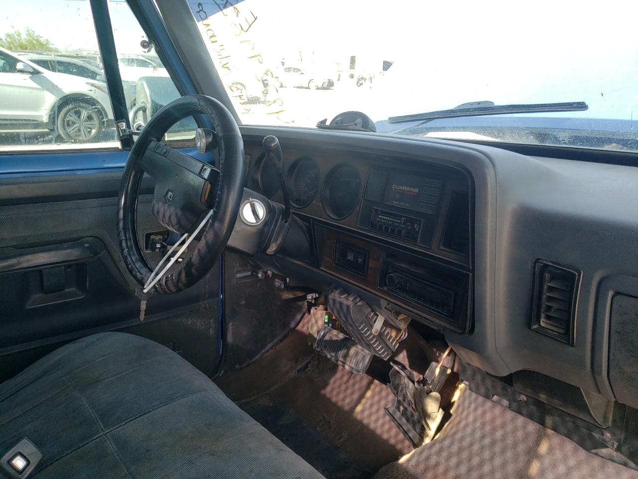 Photo 9 from auction – 1991 DODGE D-SERIES D with VIN 1B7KE26C1MS327332