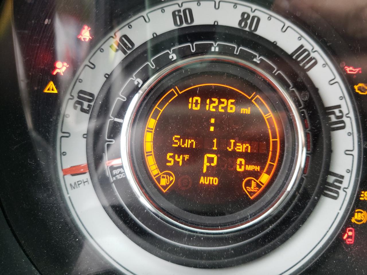 Photo 8 from auction – 2015 FIAT 500 with VIN 3C3CFFAR7FT750233