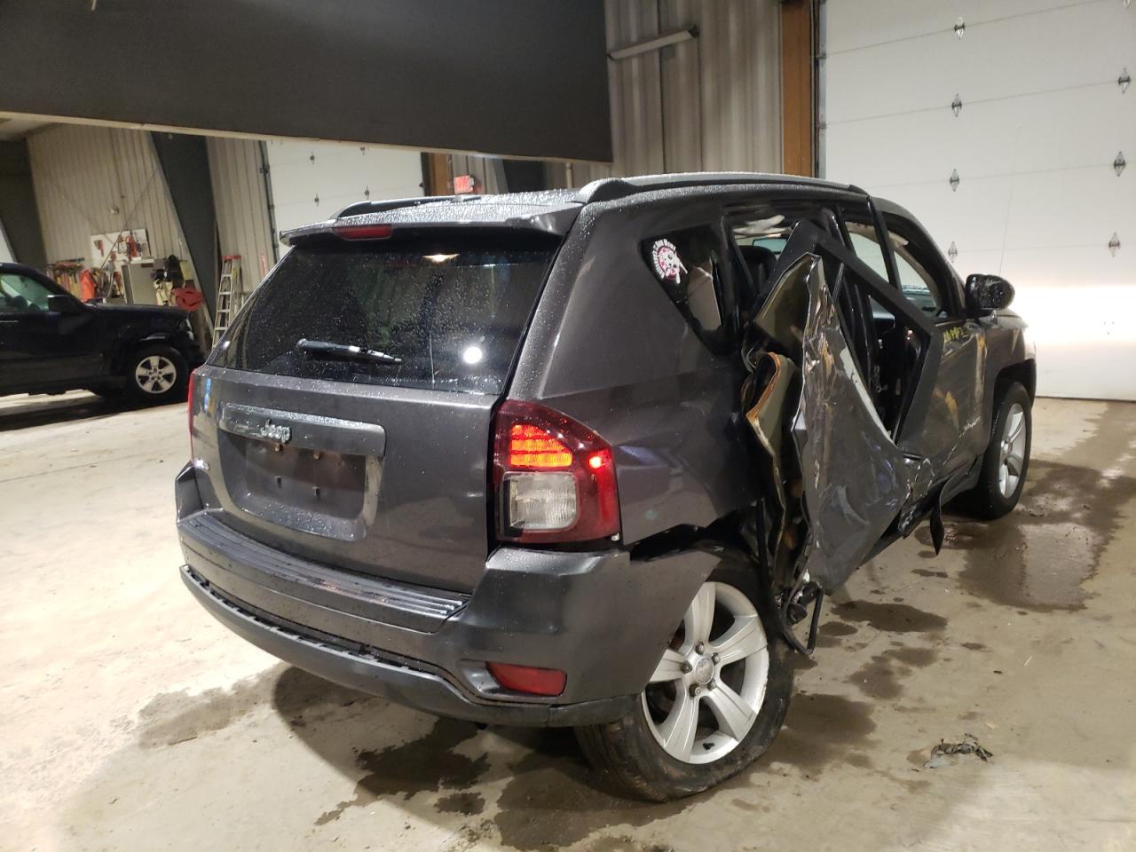 Photo 4 from auction – 2016 JEEP COMPASS SP with VIN 1C4NJDBB8GD798713
