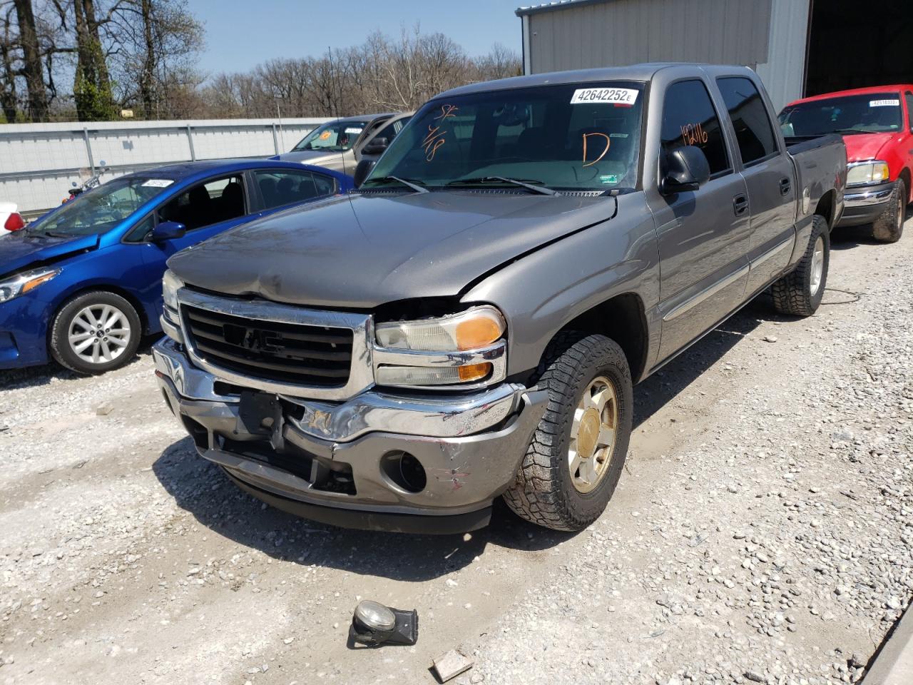 Photo 2 from auction – 2006 GMC NEW SIERRA with VIN 2GTEK13Z961276772