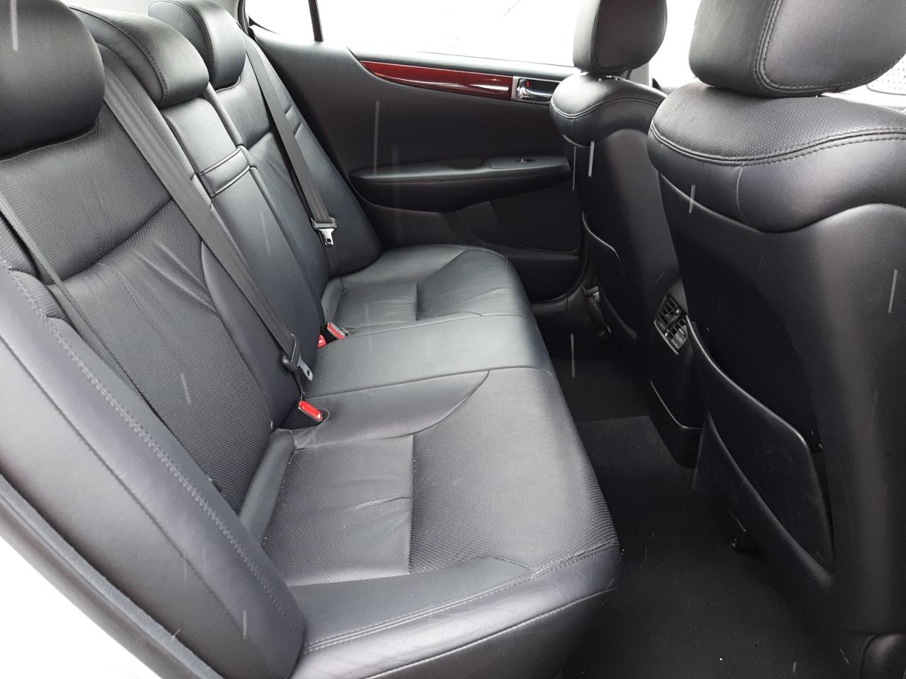Photo 6 from auction – 2005 LEXUS ES 330 with VIN JTHBA30G055127439