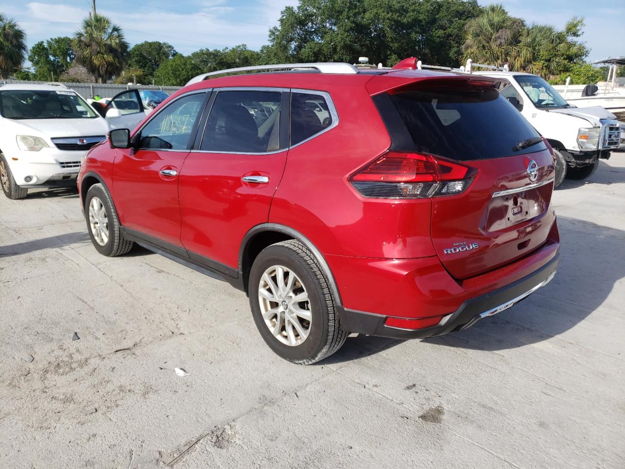 Photo 3 from auction – 2017 NISSAN ROGUE S with VIN JN8AT2MT4HW380288