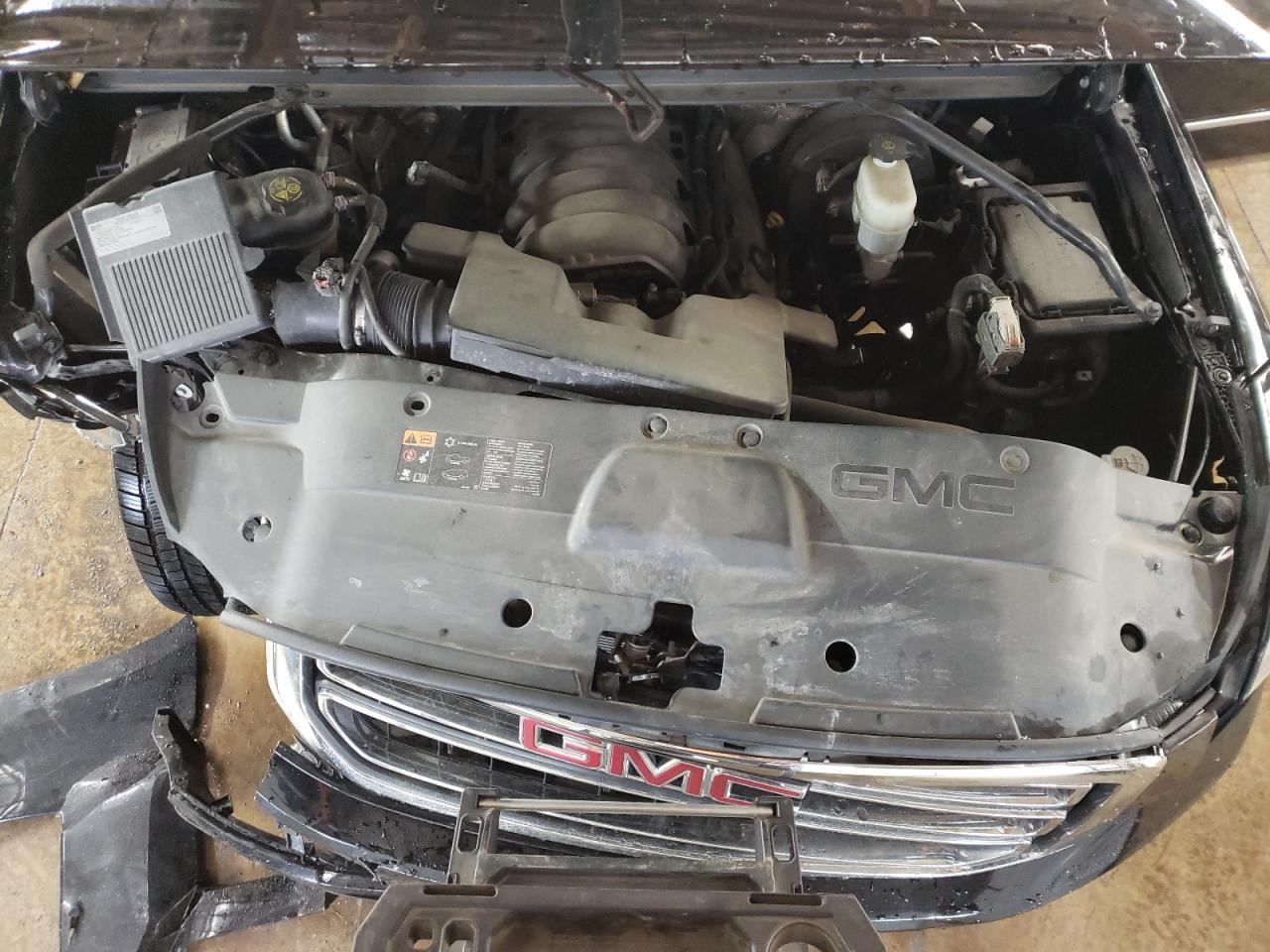 Photo 7 from auction – 2015 GMC YUKON SLT with VIN 1GKS2BKC7FR265223