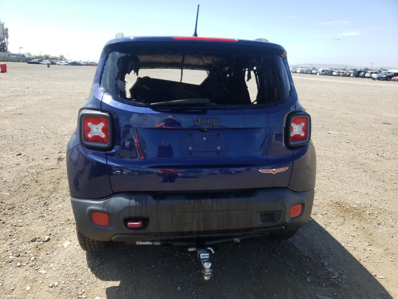 Photo 9 from auction – 2017 JEEP RENEGADE T with VIN ZACCJBCB5HPE77595