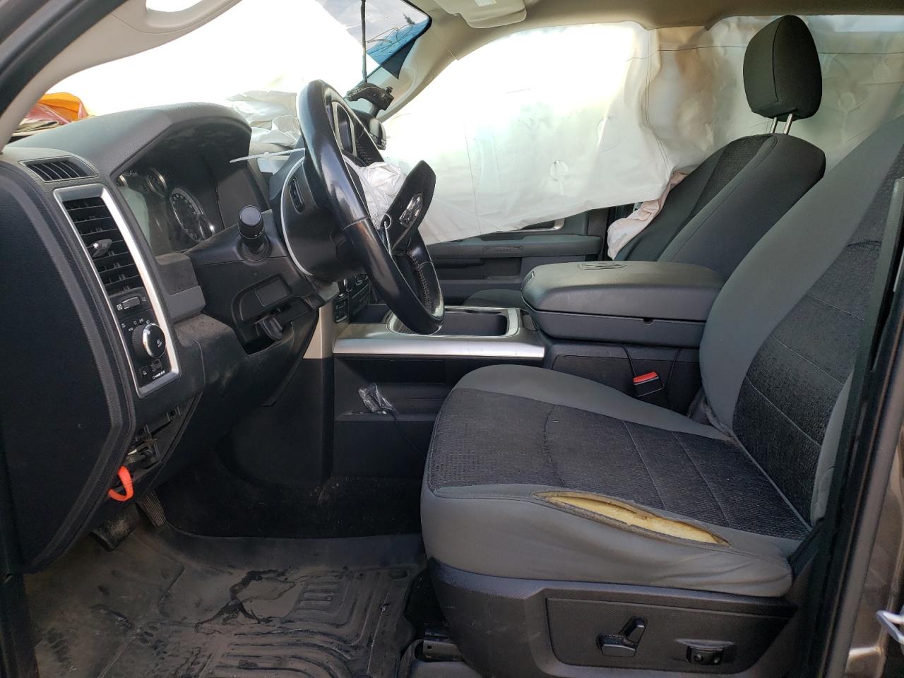 Photo 5 from auction – 2015 RAM 1500 SLT with VIN 1C6RR7LT2FS744893