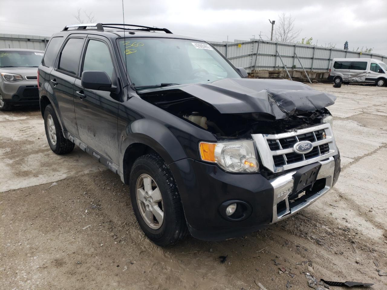 FORD ESCAPE LIM 2010 with VIN 1FMCU0E72AKA29685 - Photo from auction
