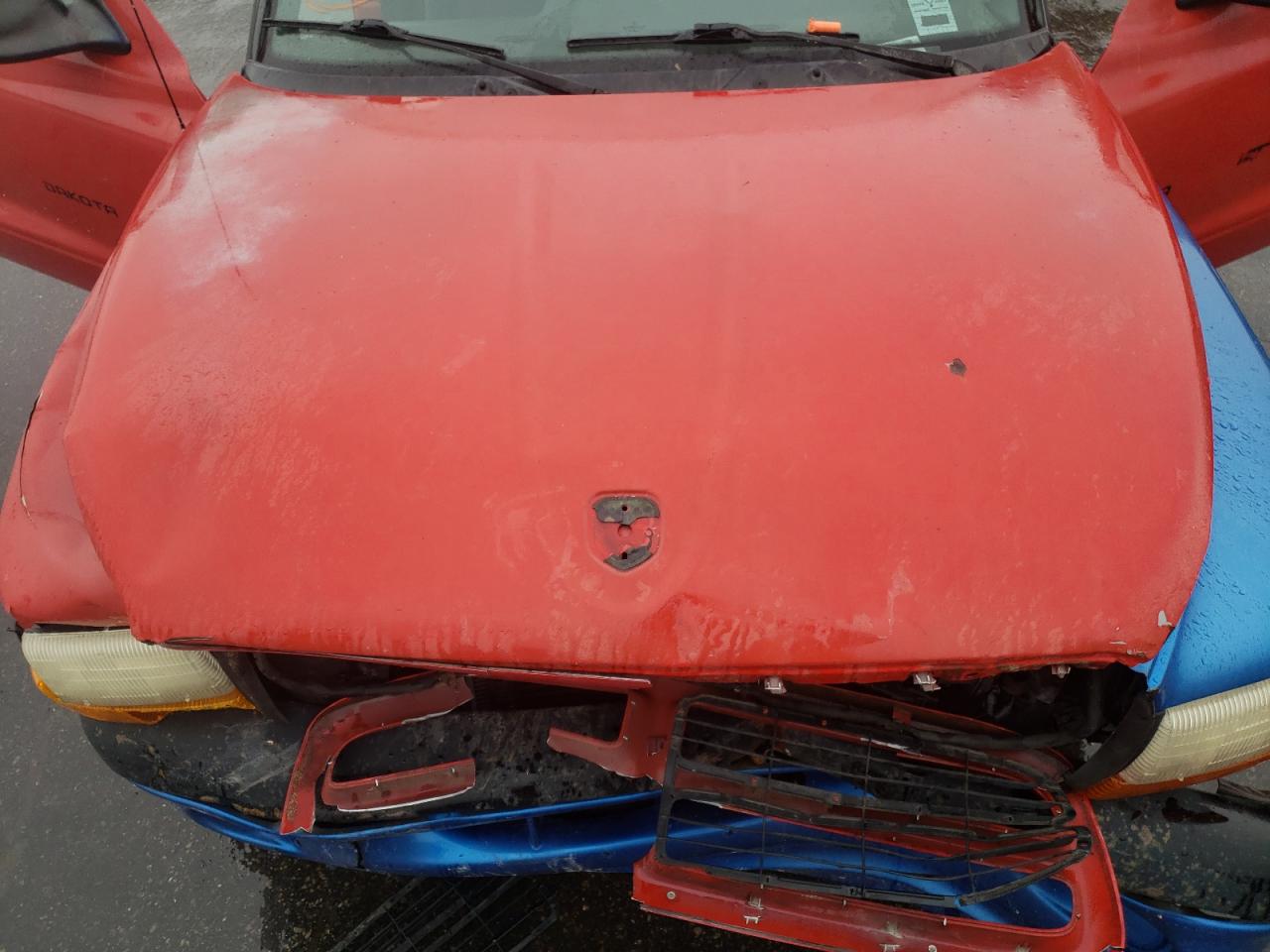 Photo 7 from auction – 2000 DODGE DAKOTA with VIN 1B7GL22X7YS677557