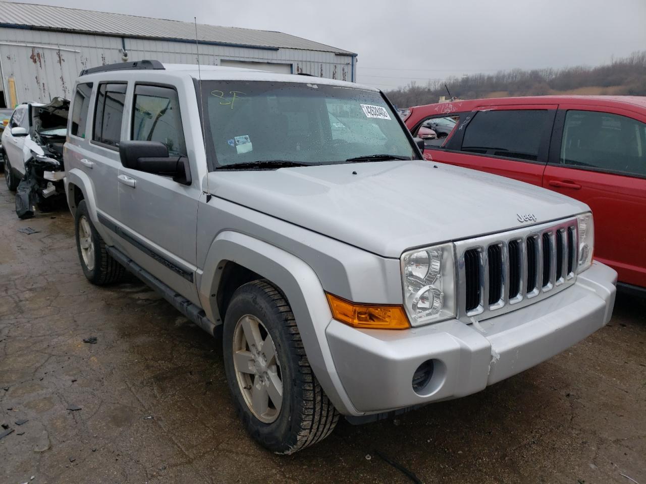 JEEP COMMANDER 2008 with VIN 1J8HG48K18C132618 - Photo from auction