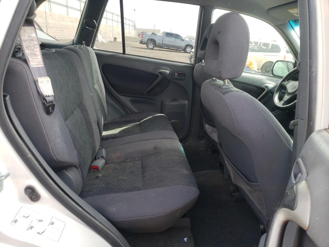 Photo 6 from auction – 2001 TOYOTA RAV4 with VIN JTEHH20VX16005722